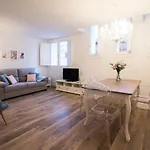 Apartment Almada *