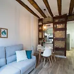 Almada Apartment