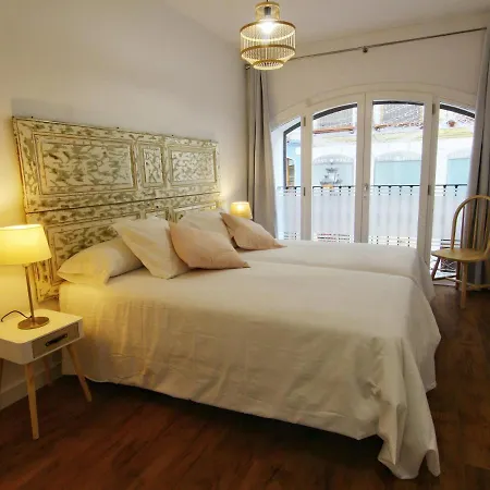 Almada Appartement *